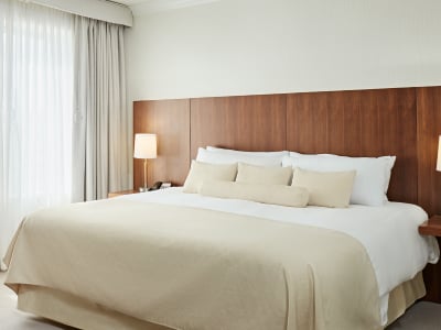 Explore Our Rooms at InterContinental Suites Hotel, Cleveland