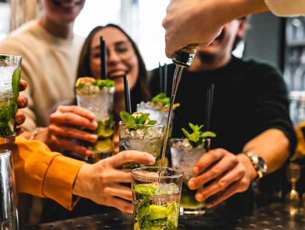 Enjoy Drink at C2 Bar and Lounge InterContinental Suites Hotel, Cleveland