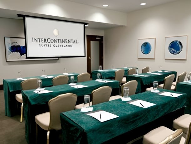 Meetings Events Room With Projector InterContinental Suites Hotel, Cleveland